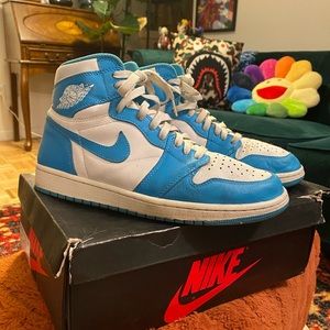 Jordan 1 UNC